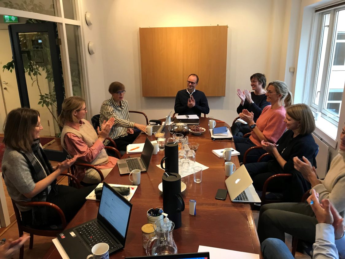 Applaus for innsatsen til NOFs utvalg i styremøtet onsdag (Foto: Dag Øyvind Olsen)